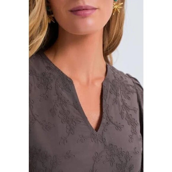 NEW TUCKERNUCK Hyacinth House Brown Textured Becca Bell-Sleeved Mini Dress Small - Picture 3 of 13